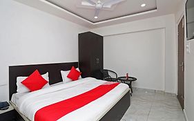 Super Hotel O R.C. Residency